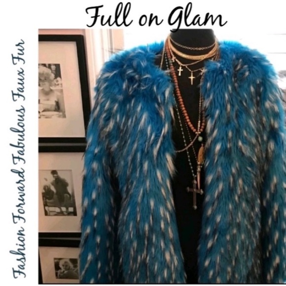 Sale!!!Warm & Chic Faux Fur Coat Chic in Blue Small - Picture 7 of 16